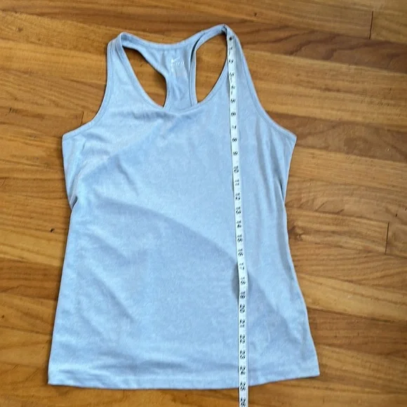 Nike racerback tank - Picture 5 of 5